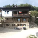 къща стара македония