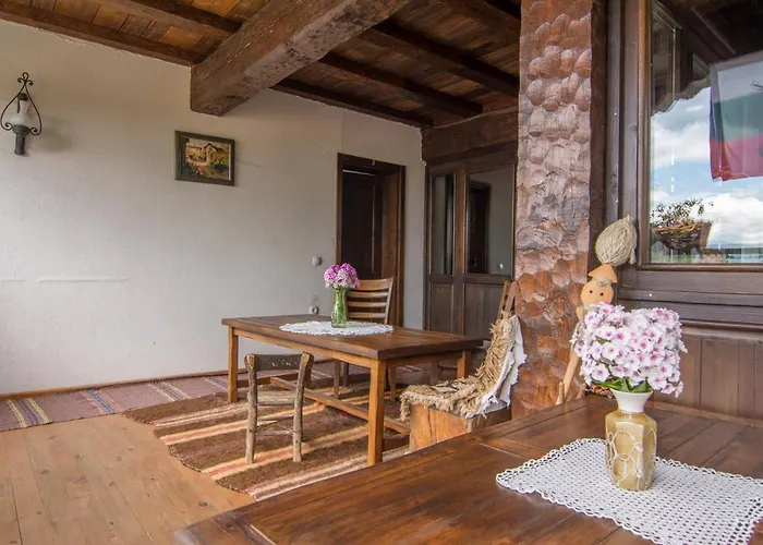 къща стара македония 2*