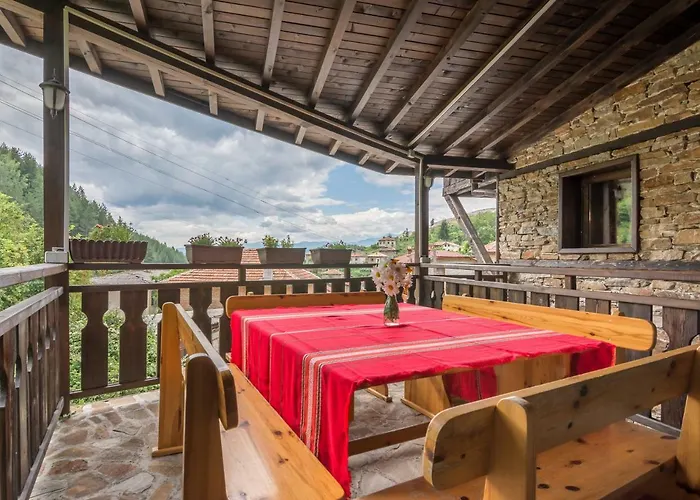 къща стара македония Gasthof Gostun